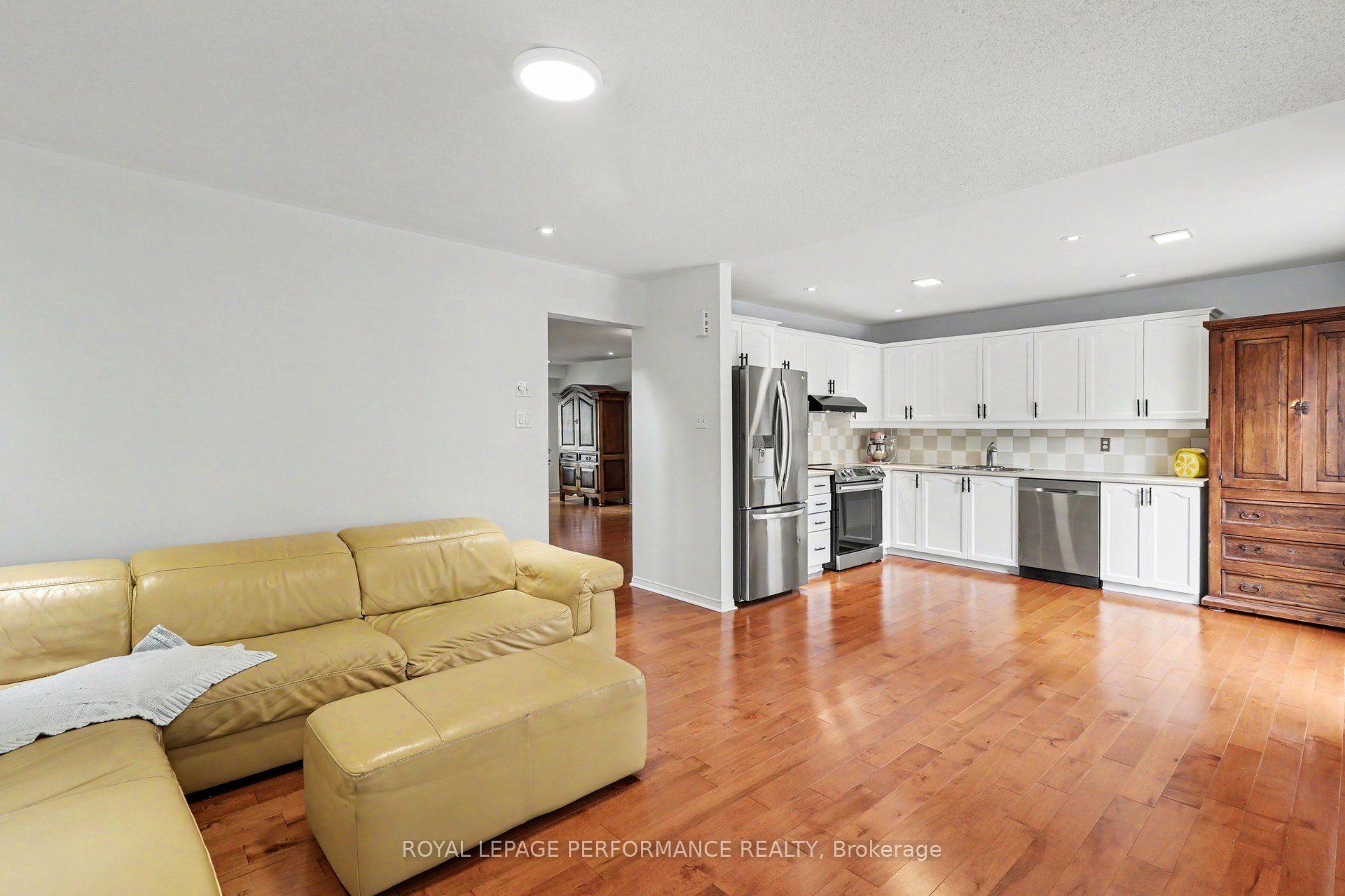 Photo 10 of 6020 Longleaf Drive, Ottawa, Chapel Hill South - Orleans Village — HOMEH