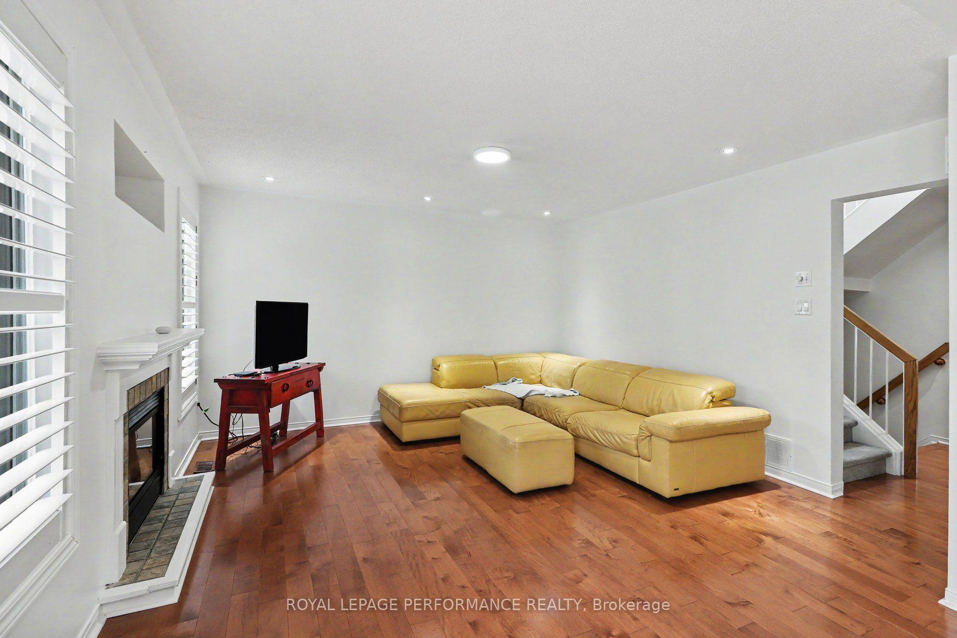 Photo 13 of 6020 Longleaf Drive, Ottawa, Chapel Hill South - Orleans Village — HOMEH