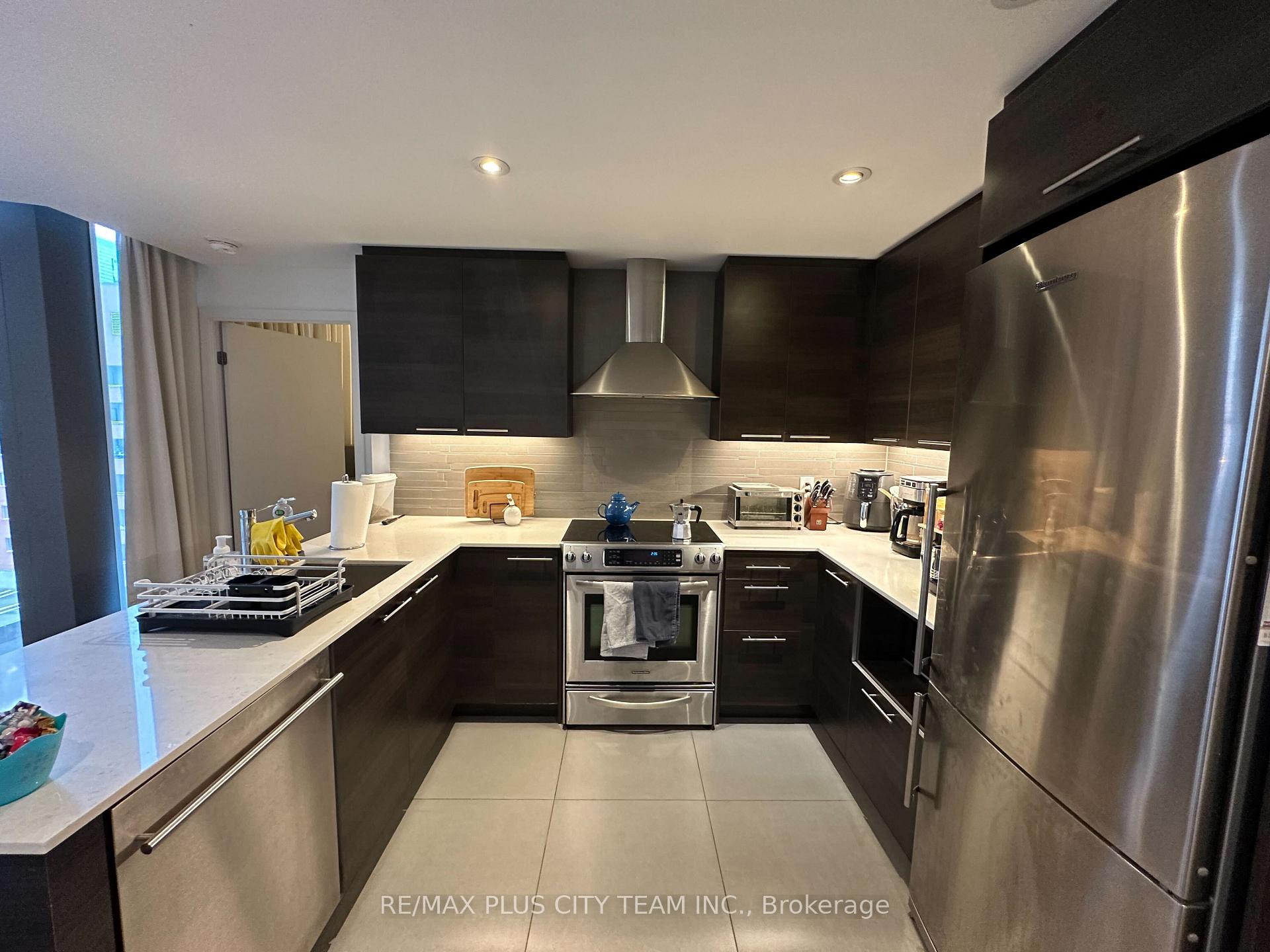 Photo 6 of Unit 709, 1 Market Street, Toronto, Waterfront Communities — HOMEH