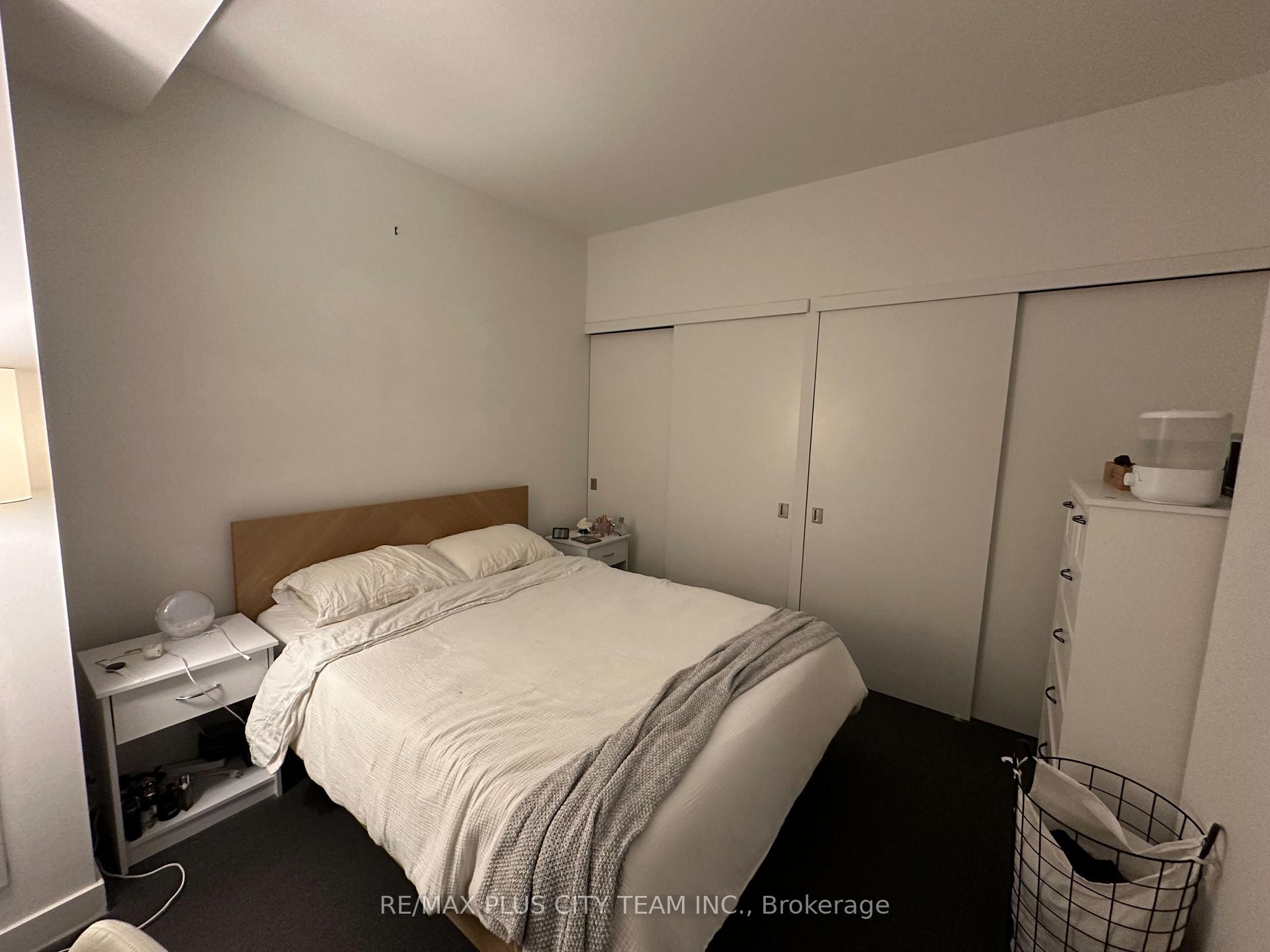 Photo 8 of Unit 709, 1 Market Street, Toronto, Waterfront Communities — HOMEH