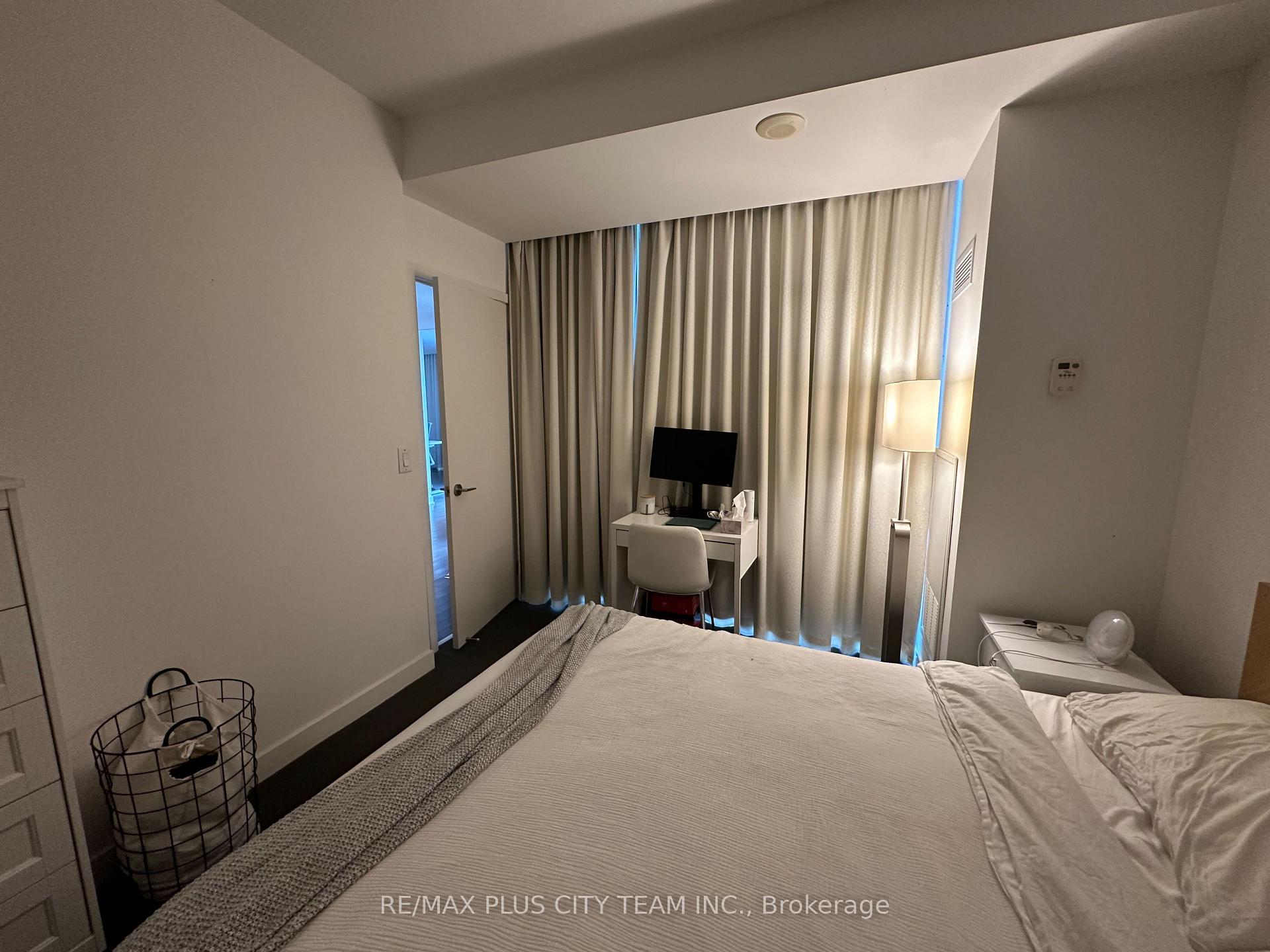 Photo 9 of Unit 709, 1 Market Street, Toronto, Waterfront Communities — HOMEH