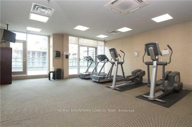 Photo 6 of Unit 1005, 30 Grand Trunk Crescent, Toronto, Waterfront Communities — HOMEH