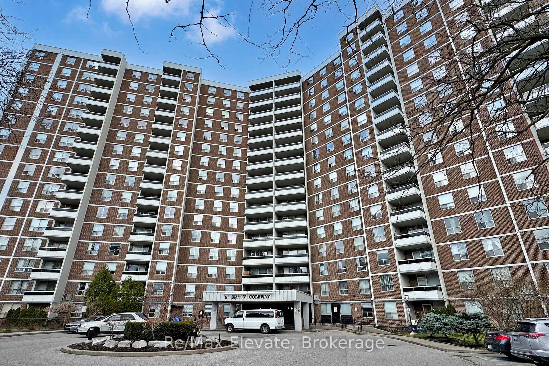 Photo 1 of Unit 406, 5 Shady Golfway, Toronto, Flemingdon Park — HOMEH