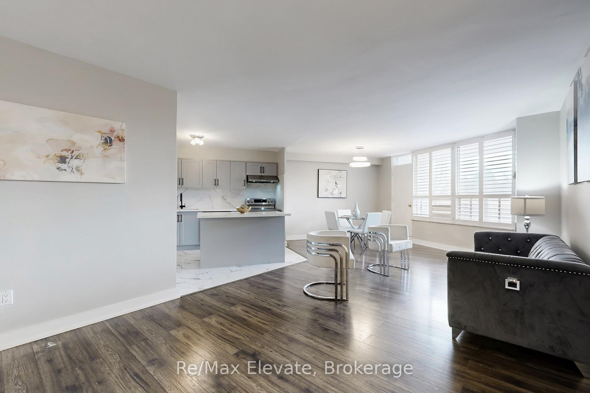 Photo 8 of Unit 406, 5 Shady Golfway, Toronto, Flemingdon Park — HOMEH