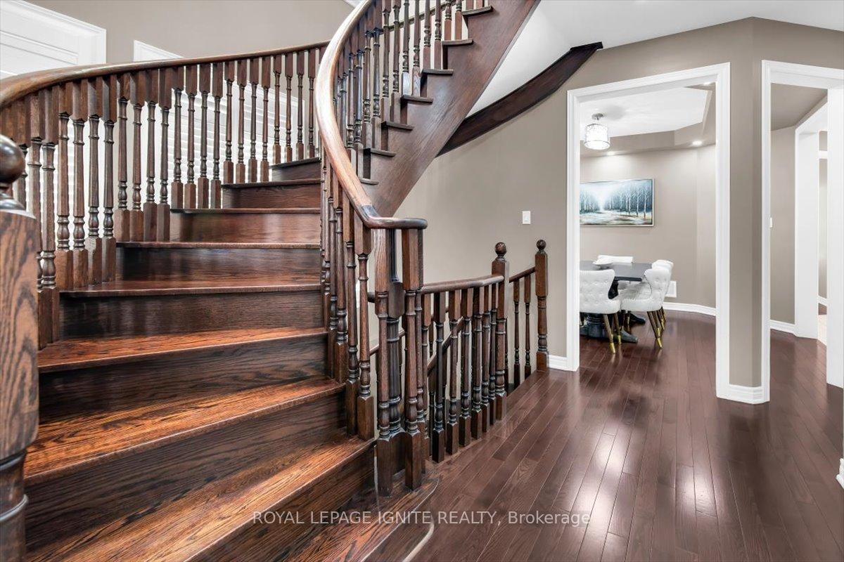 Photo 9 of 87 Richler Avenue, Vaughan, Kleinburg — HOMEH