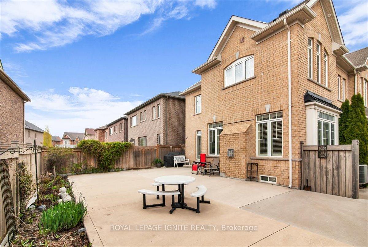 Photo 42 of 87 Richler Avenue, Vaughan, Kleinburg — HOMEH