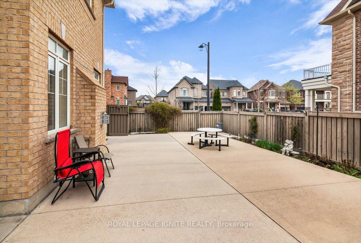Photo 44 of 87 Richler Avenue, Vaughan, Kleinburg — HOMEH