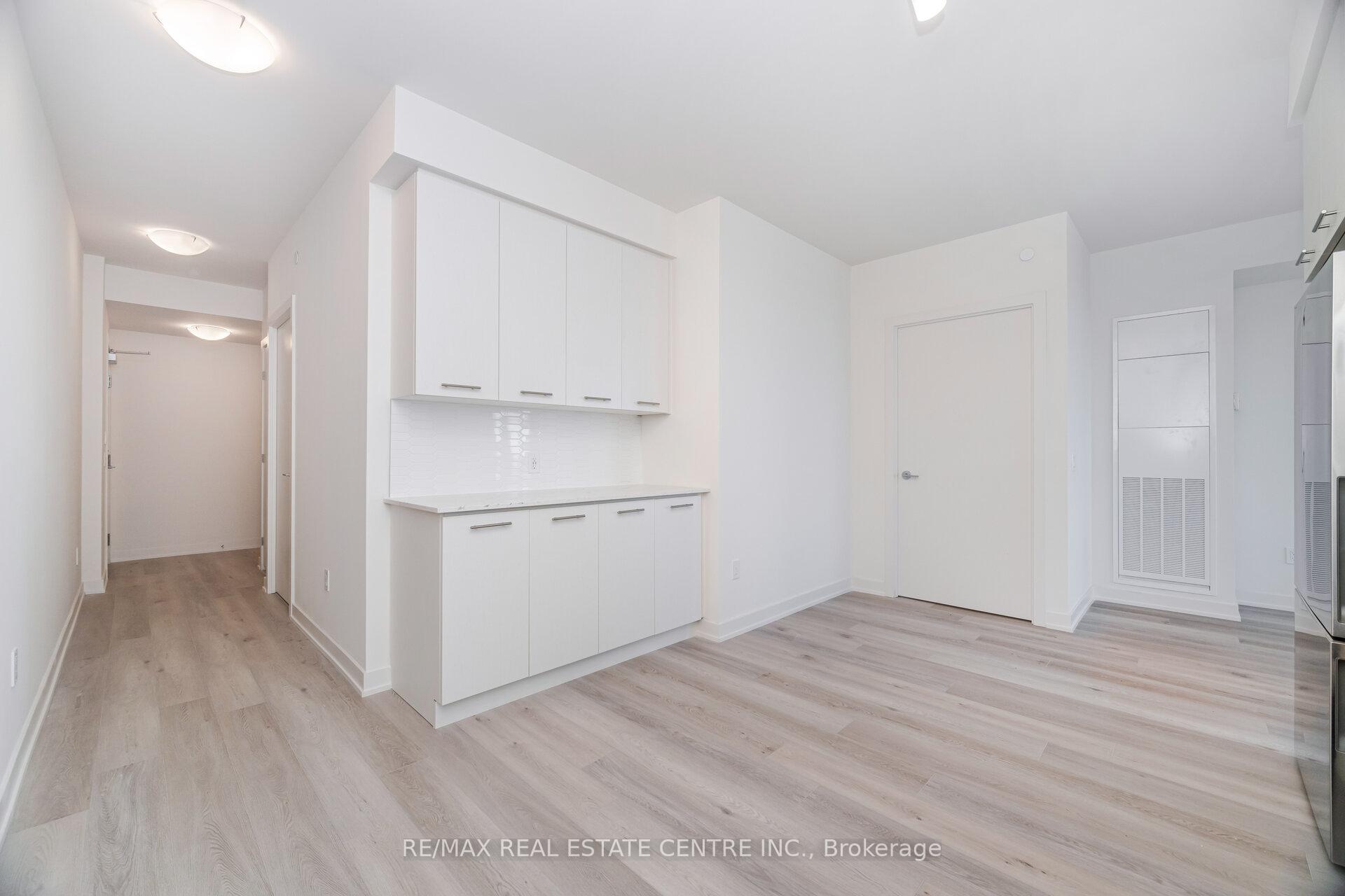 Photo 8 of Unit 1505, 385 Winston Road, Grimsby, Grimsby Beach — HOMEH