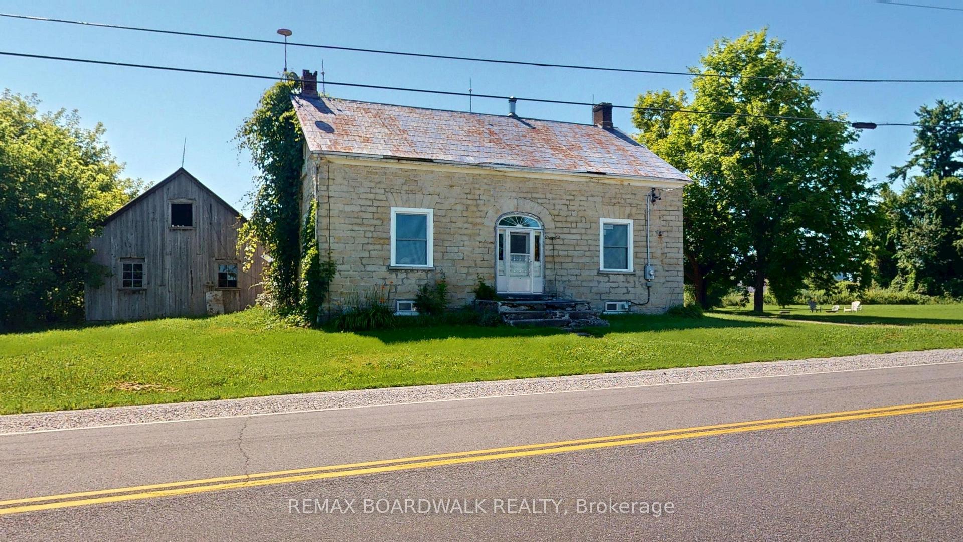 Photo of 585 Fallbrook Road