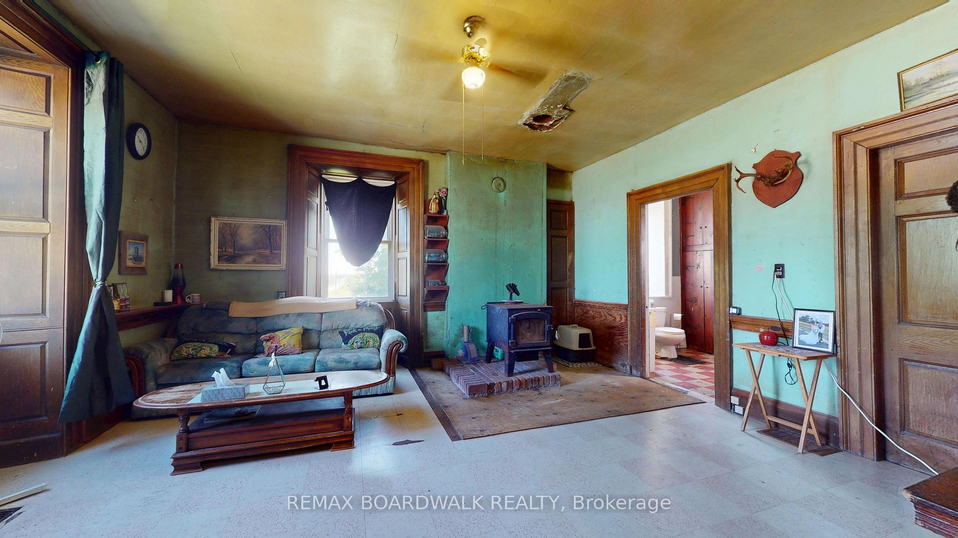 Photo 6 of 585 Fallbrook Road, Tay Valley, Bathurst/Burgess & Sherbrooke (Bathurst) Twp — HOMEH