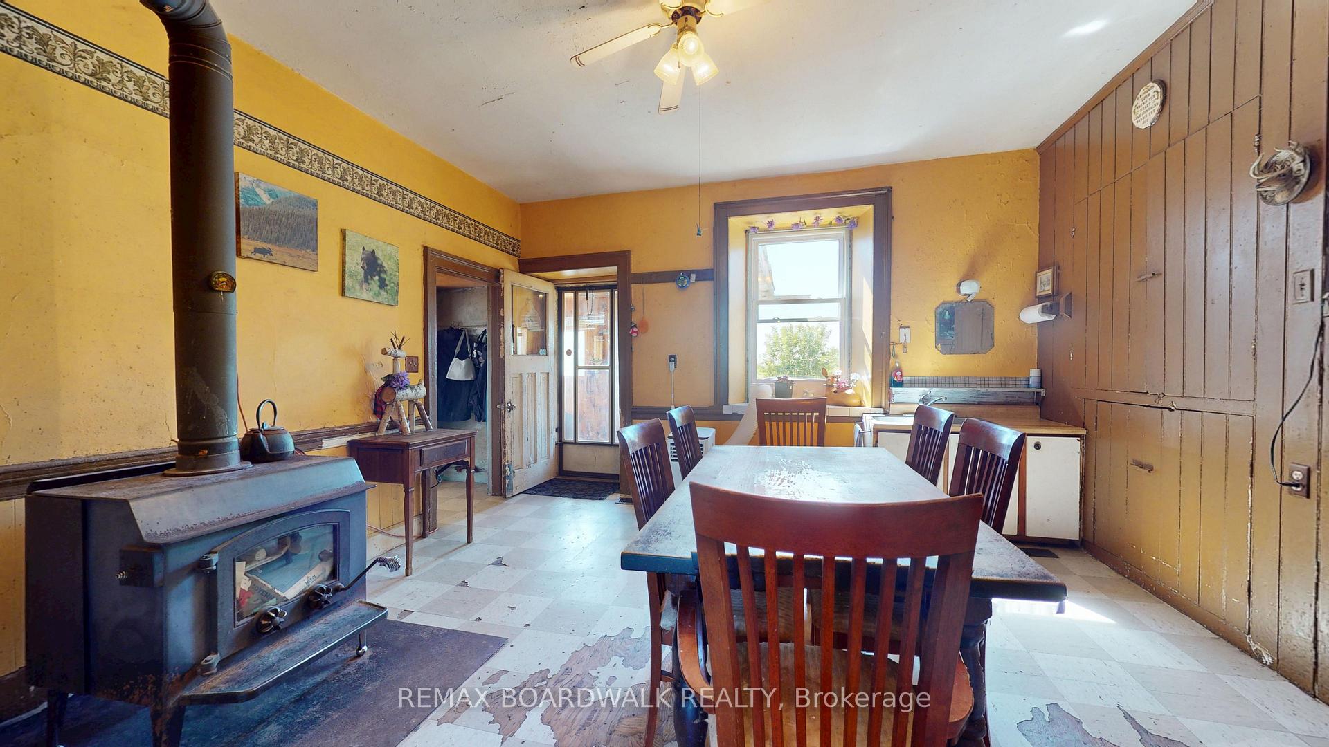 Photo 9 of 585 Fallbrook Road, Tay Valley, Bathurst/Burgess & Sherbrooke (Bathurst) Twp — HOMEH