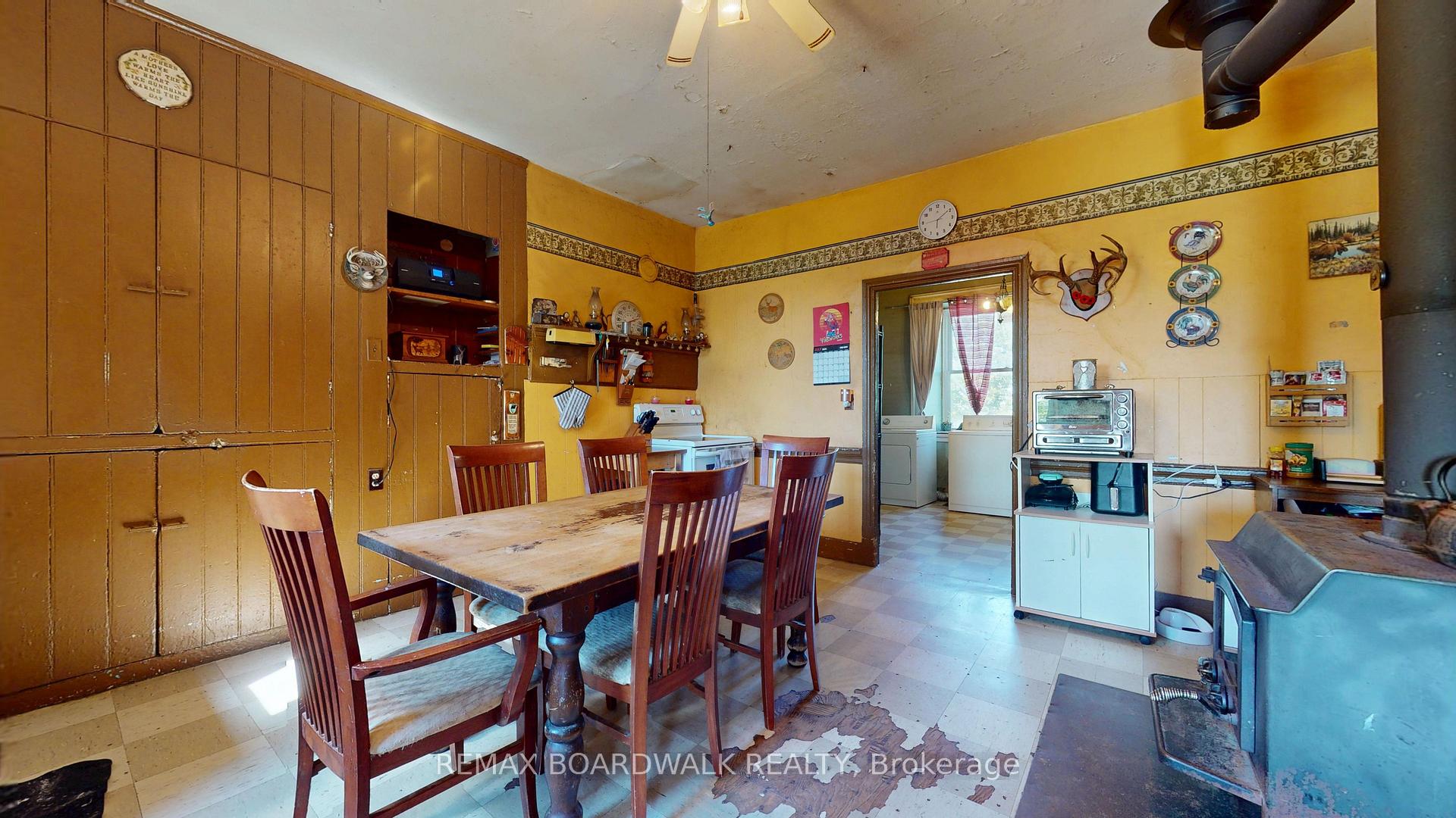 Photo 11 of 585 Fallbrook Road, Tay Valley, Bathurst/Burgess & Sherbrooke (Bathurst) Twp — HOMEH