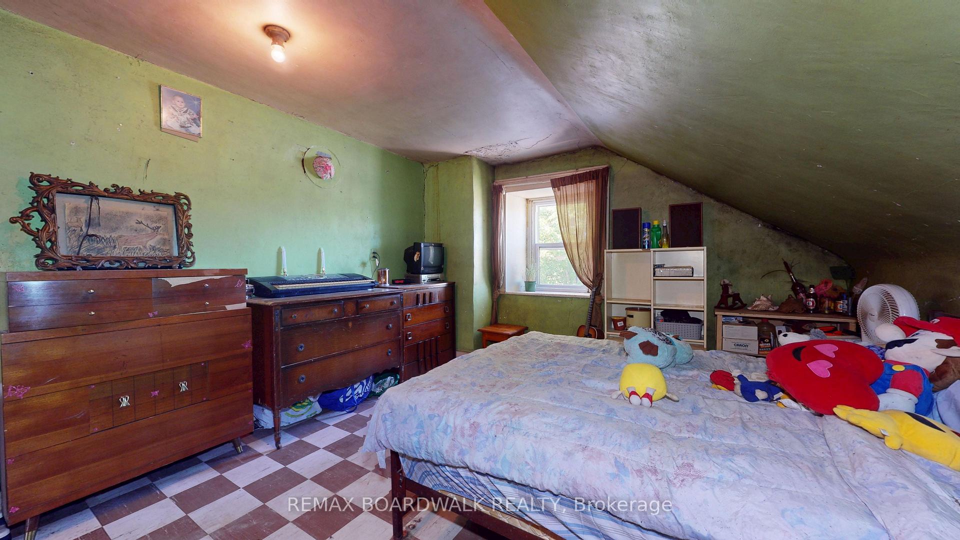 Photo 26 of 585 Fallbrook Road, Tay Valley, Bathurst/Burgess & Sherbrooke (Bathurst) Twp — HOMEH