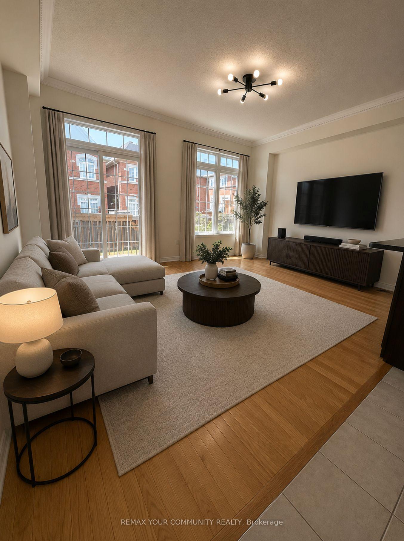 Photo 7 of 20 Overlander Way, Vaughan, Patterson — HOMEH