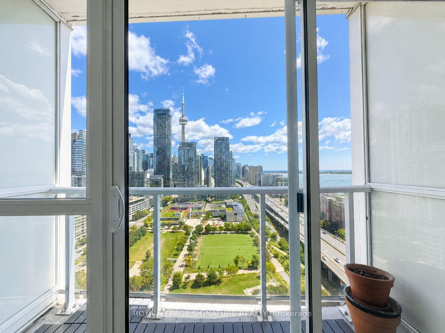 Photo 13 of Unit 3002, 75 Queens Wharf Road, Toronto, Waterfront Communities — HOMEH