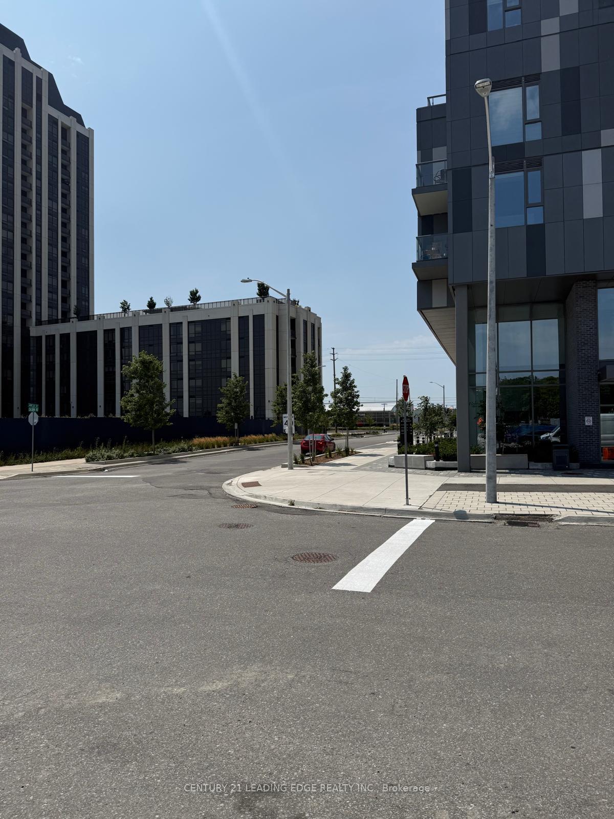 Photo 19 of Unit 410, 474 Caldari Road, Vaughan, Concord — HOMEH