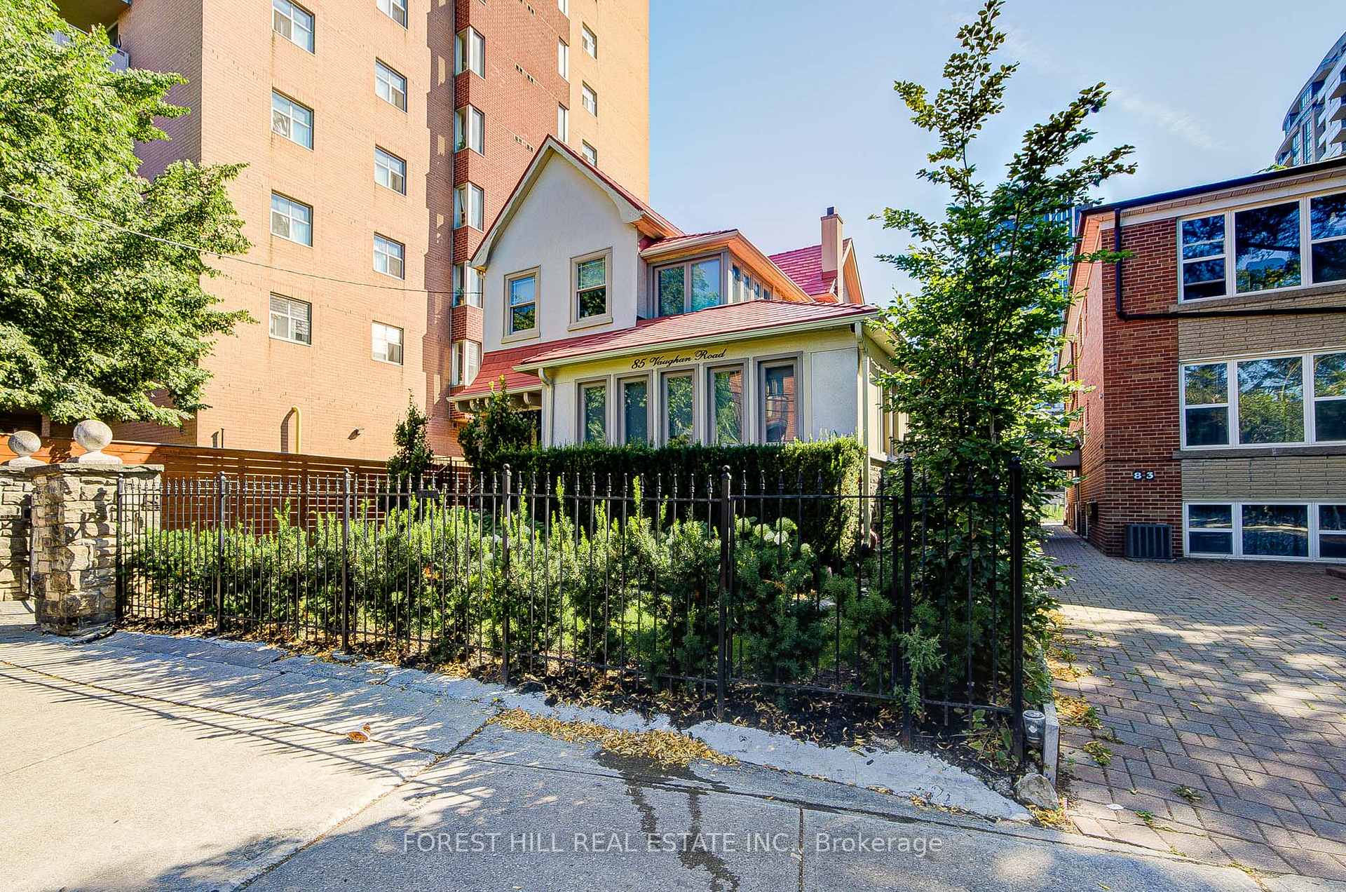 Photo 1 of Unit 5, 85 Vaughan Road, Toronto, Humewood-Cedarvale — HOMEH