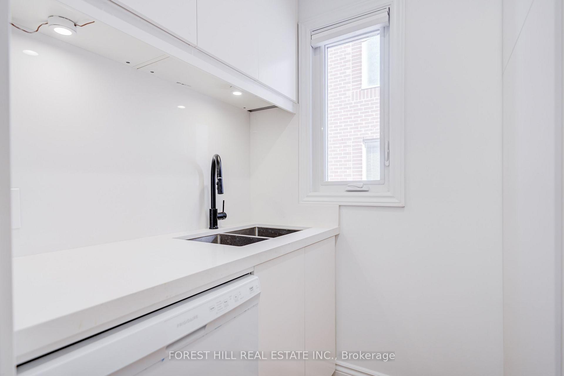 Photo 10 of Unit 5, 85 Vaughan Road, Toronto, Humewood-Cedarvale — HOMEH