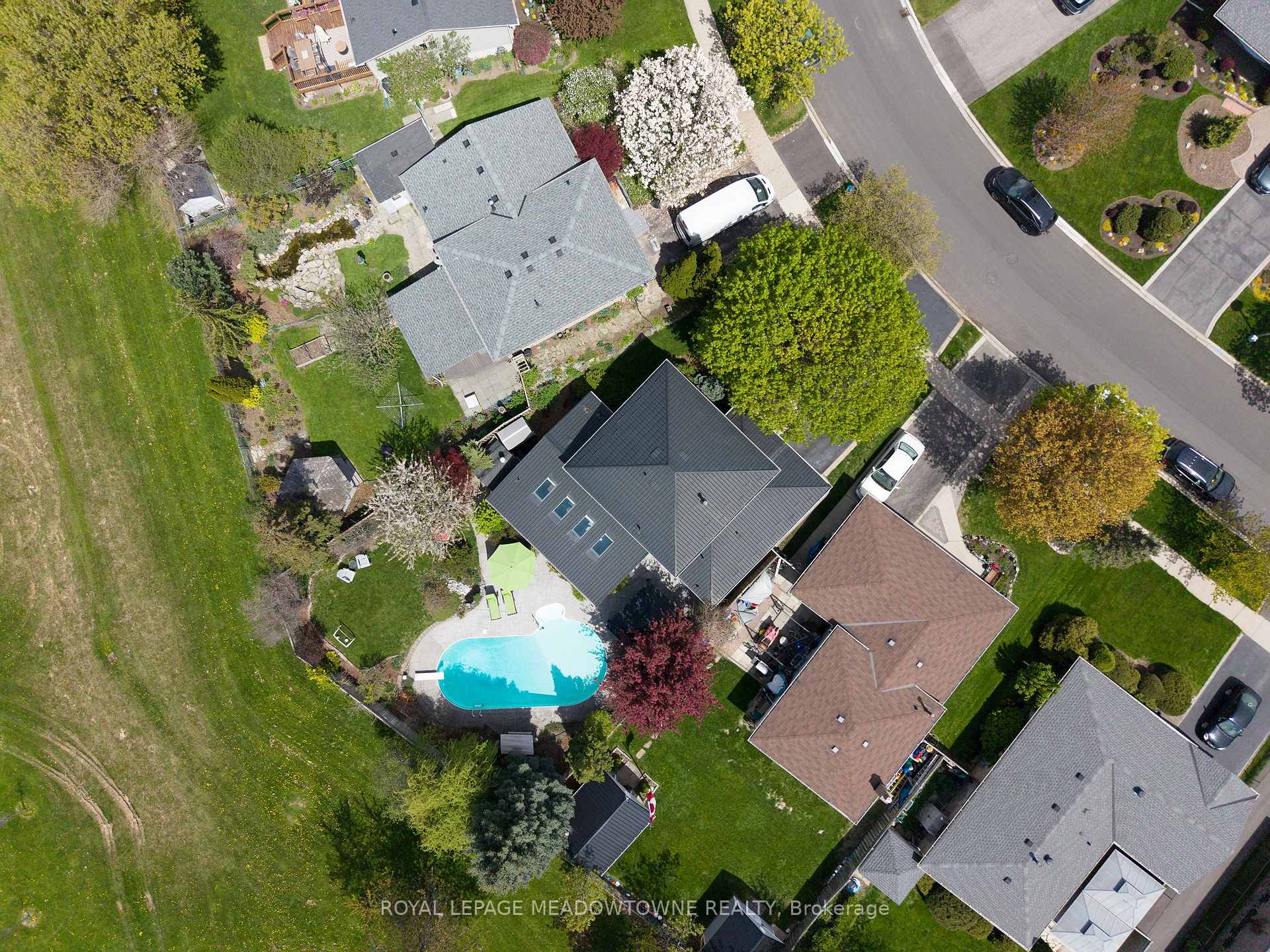 Photo 3 of 855 Maple Avenue, Milton, Dorset Park — HOMEH