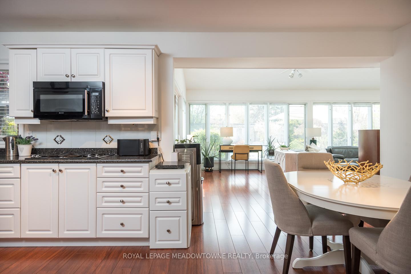 Photo 11 of 855 Maple Avenue, Milton, Dorset Park — HOMEH