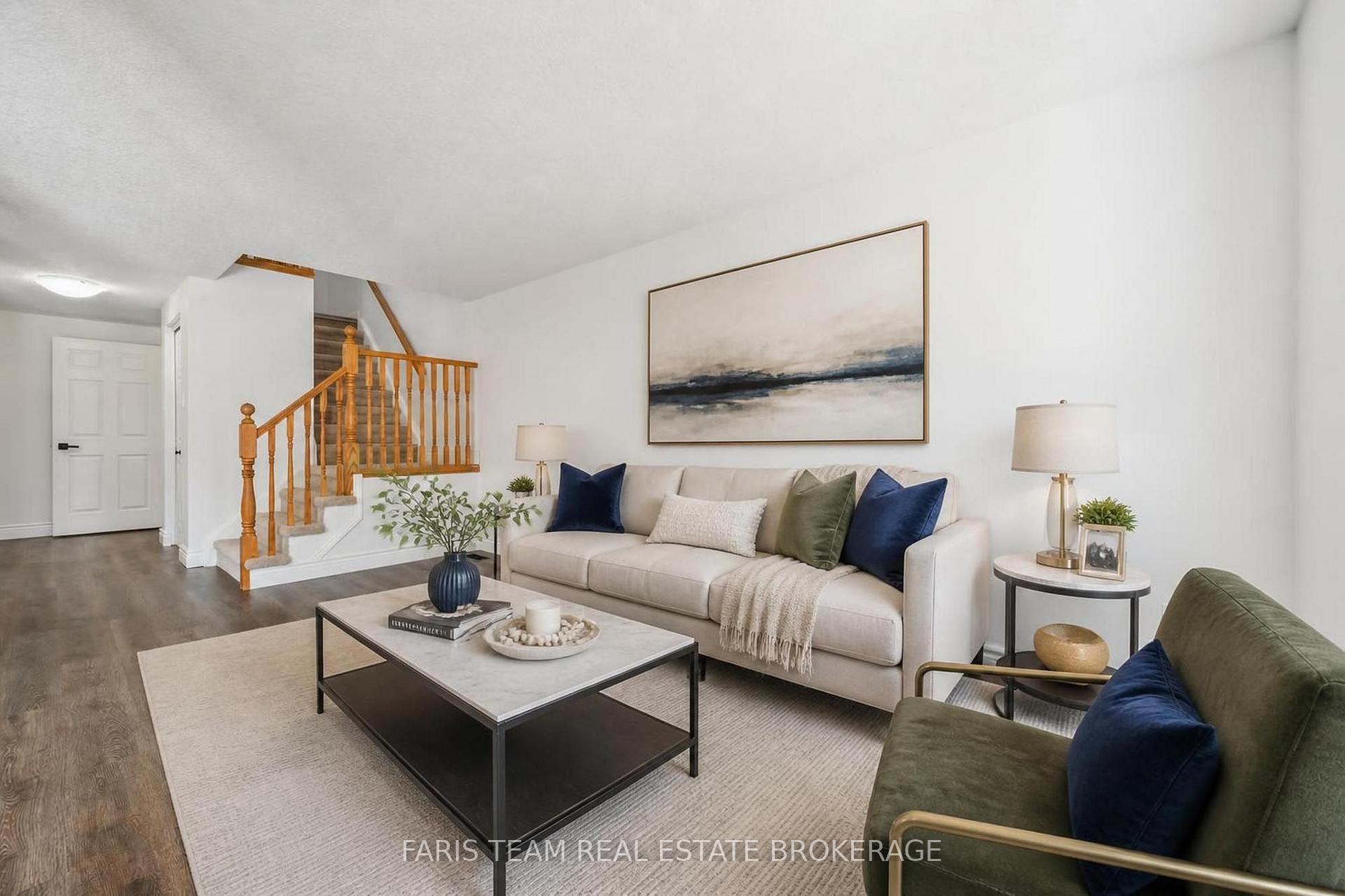 Photo 13 of 71 Peach Blossom Crescent, Kitchener, Larentian West — HOMEH