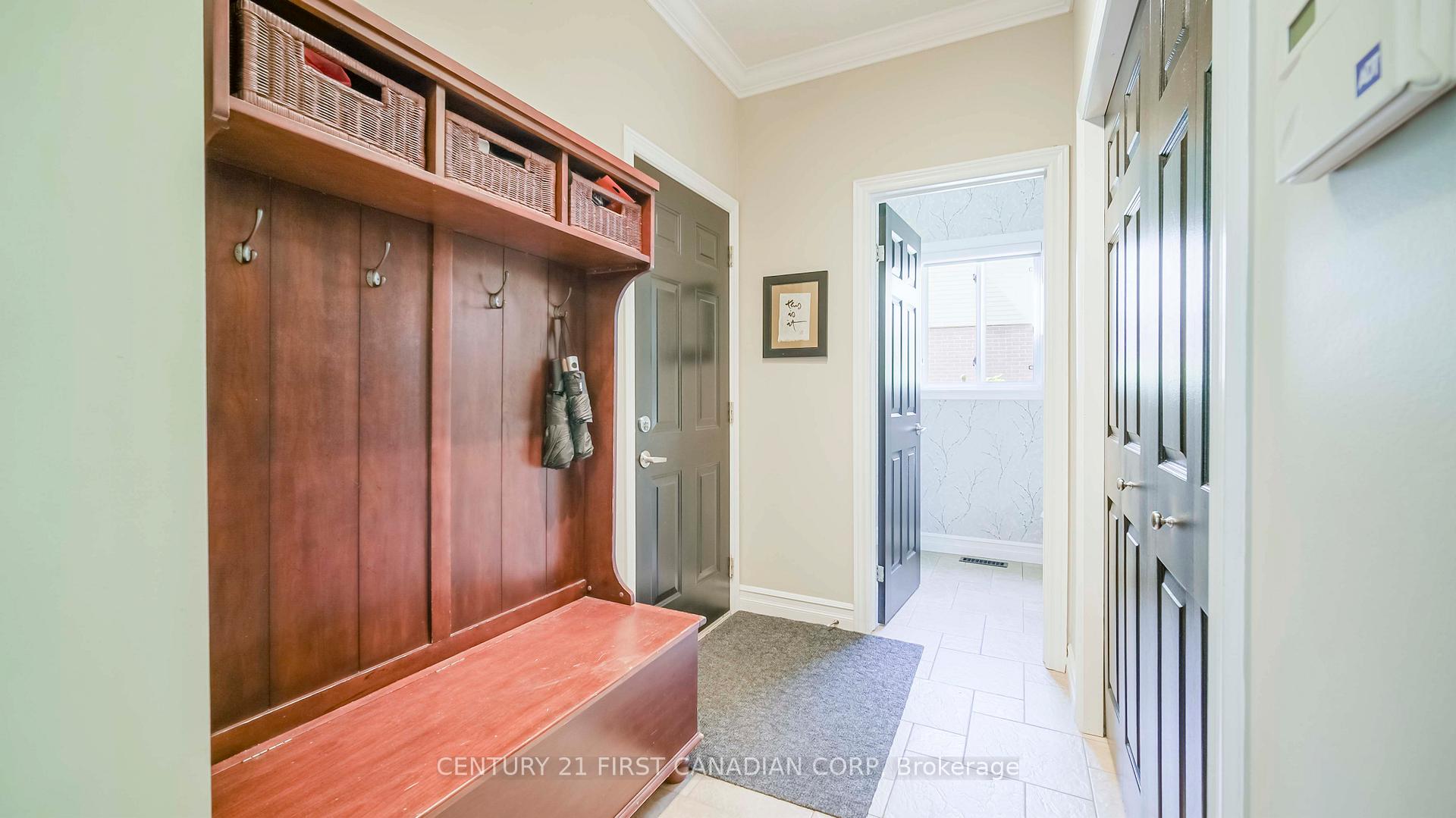 Photo 12 of 327 Richmeadow Road, London, North M — HOMEH