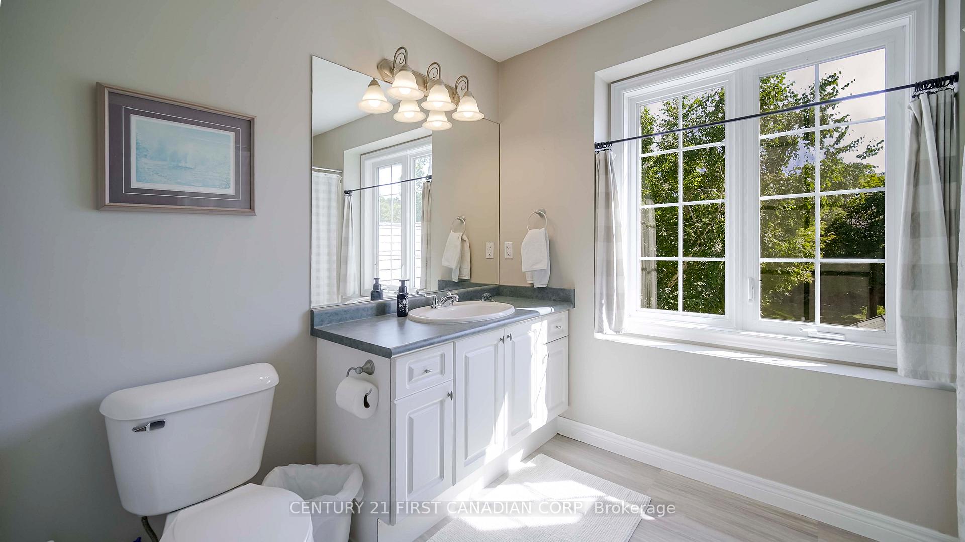 Photo 17 of 327 Richmeadow Road, London, North M — HOMEH