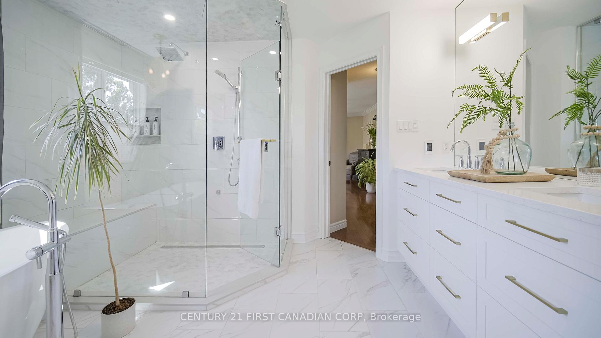 Photo 25 of 327 Richmeadow Road, London, North M — HOMEH
