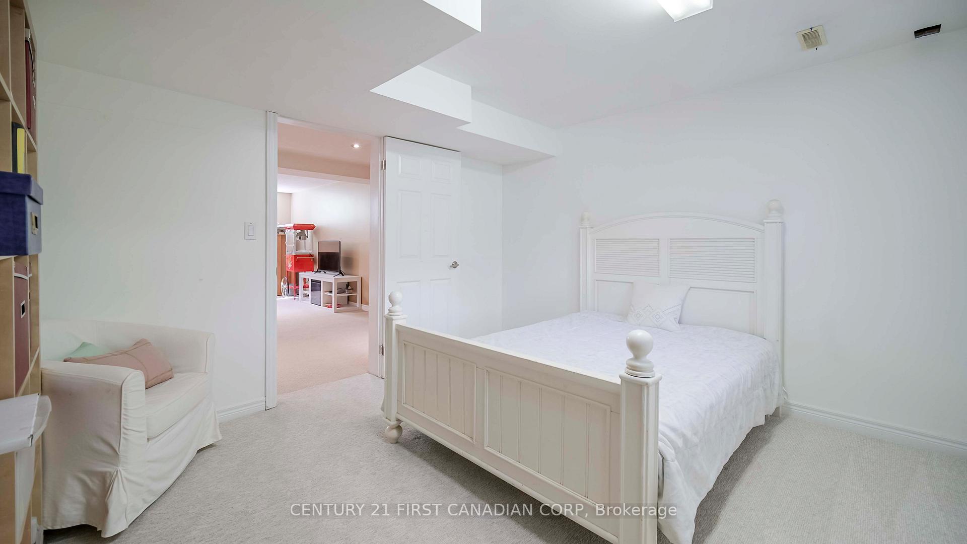Photo 29 of 327 Richmeadow Road, London, North M — HOMEH