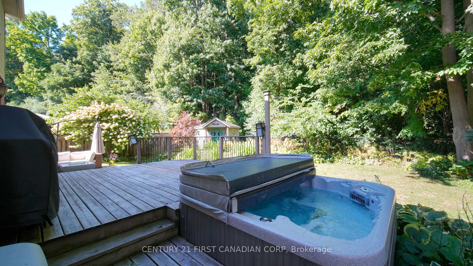 Photo 43 of 327 Richmeadow Road, London, North M — HOMEH