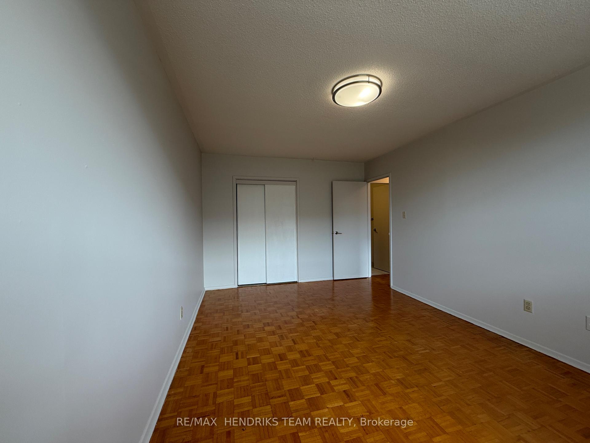 Photo 11 of Unit 303, 49 Leaside Drive, St. Catharines, Carlton/Bunting — HOMEH