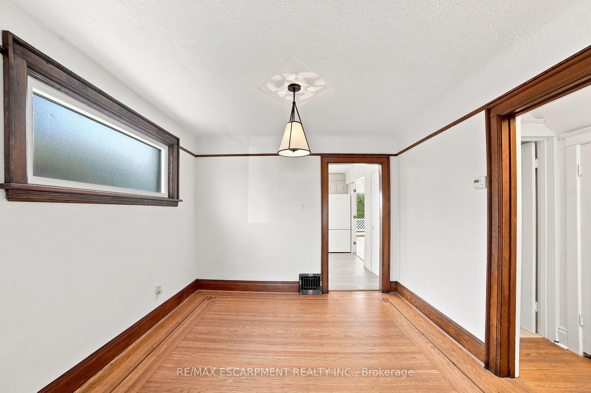 Photo 9 of 156 Tragina Avenue N, Hamilton, Homeside — HOMEH