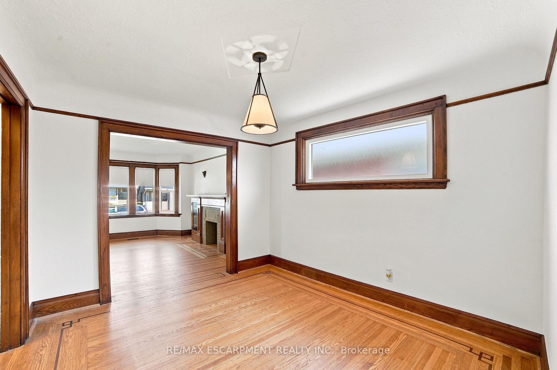 Photo 11 of 156 Tragina Avenue N, Hamilton, Homeside — HOMEH