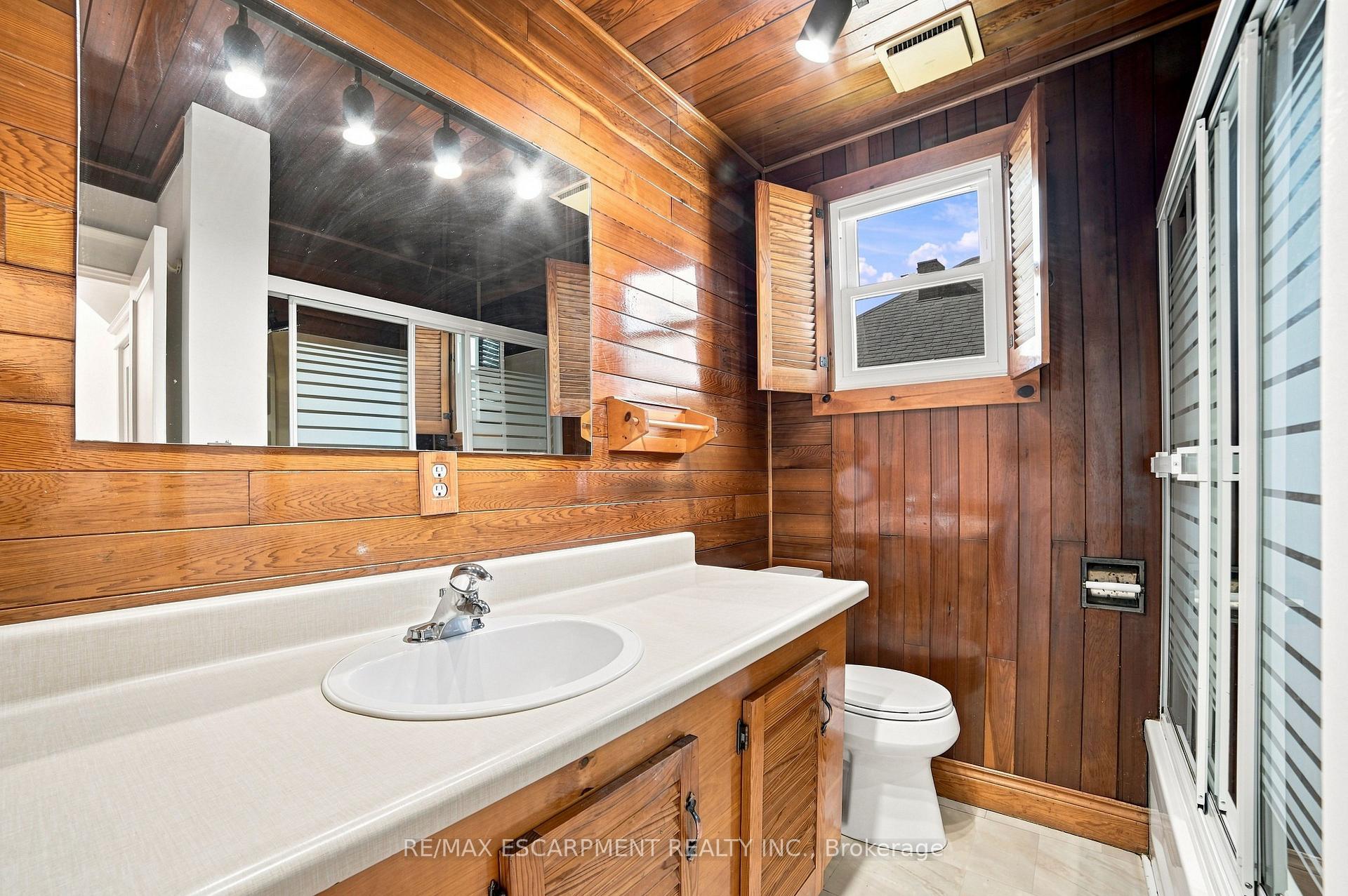 Photo 17 of 156 Tragina Avenue N, Hamilton, Homeside — HOMEH