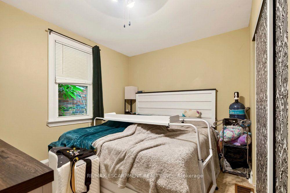 Photo 9 of Unit Front, 66 Queen Street S, Thorold, Thorold Downtown — HOMEH