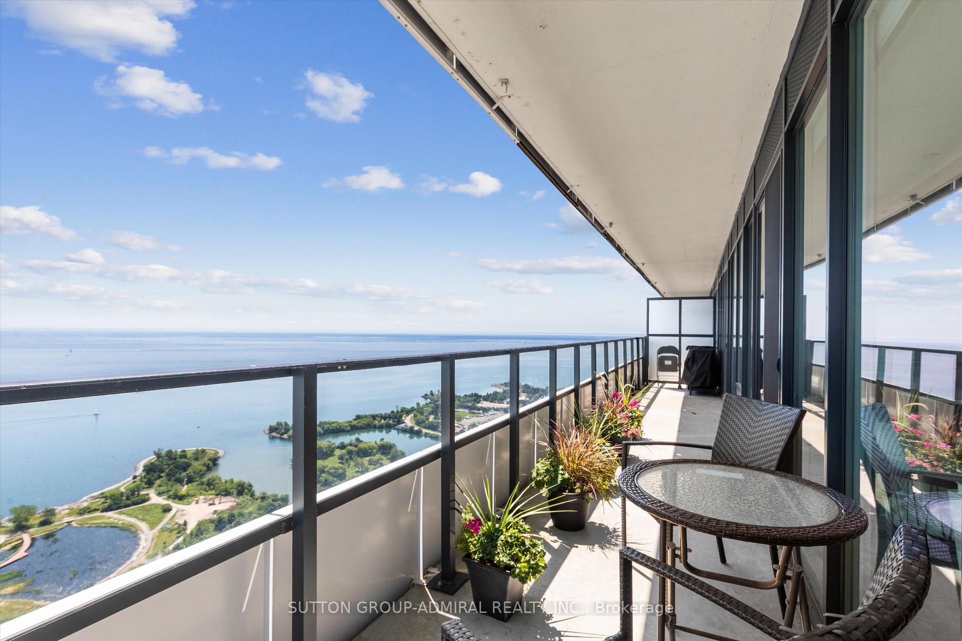 Photo 2 of Unit 4908, 30 Shore Breeze Drive, Etobicoke, Mimico — HOMEH