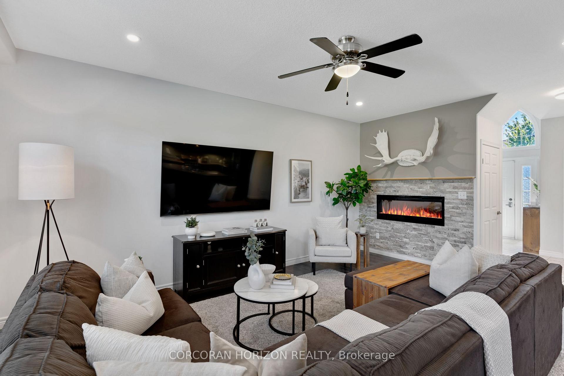 Photo 14 of 135 Broadoaks Drive, Cambridge, Little's Corners — HOMEH