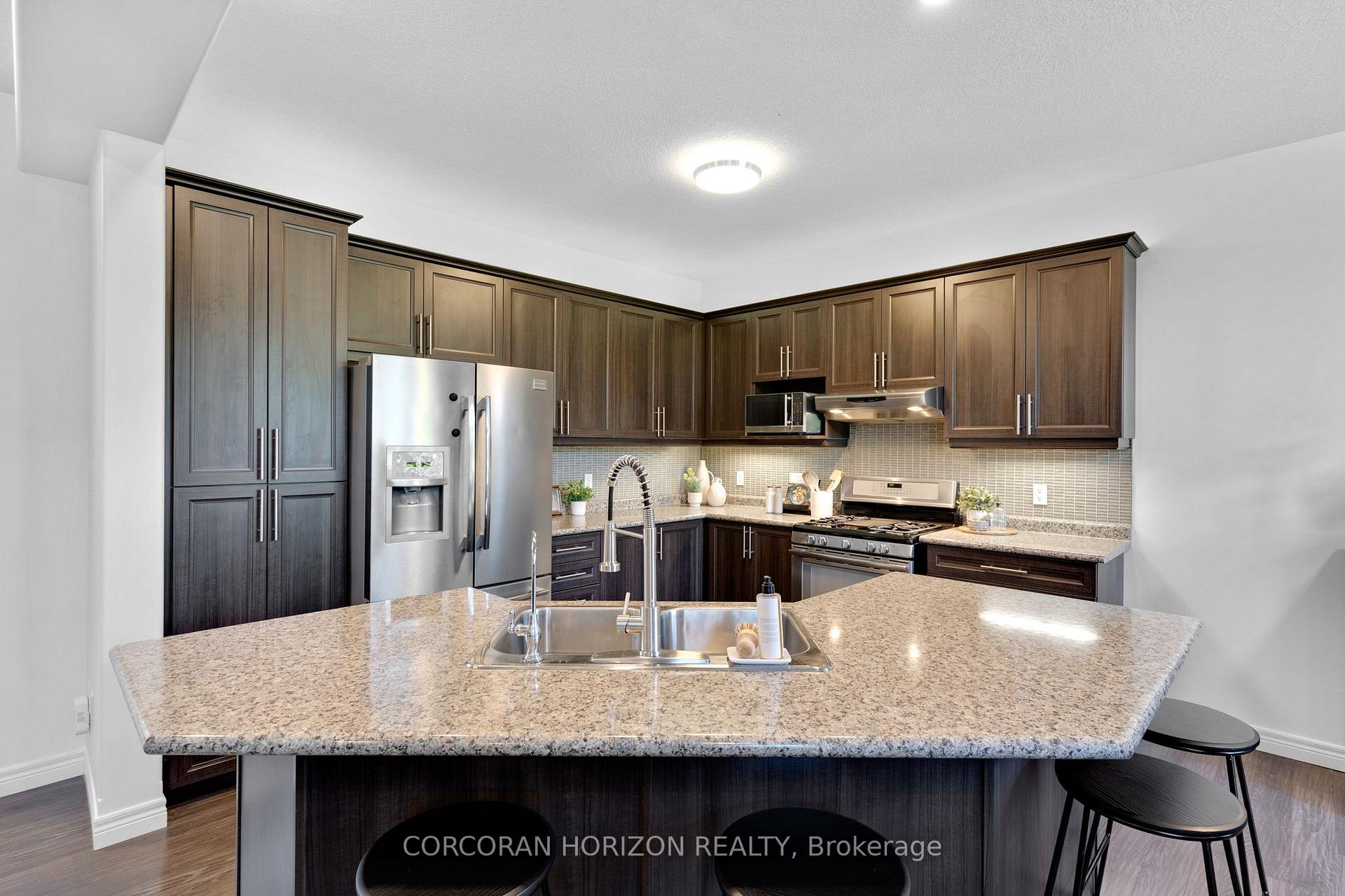 Photo 17 of 135 Broadoaks Drive, Cambridge, Little's Corners — HOMEH