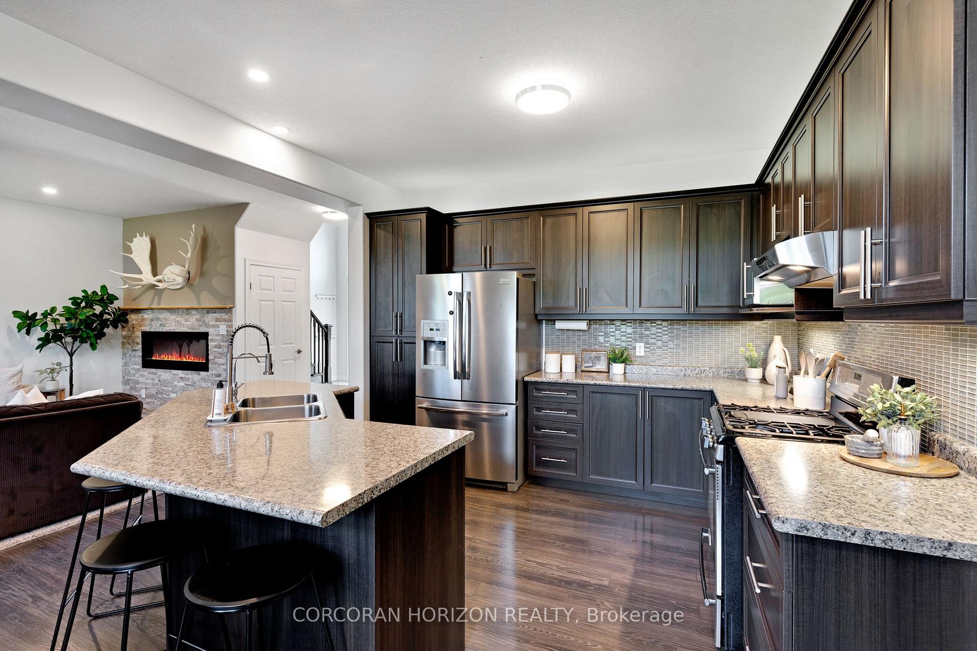 Photo 18 of 135 Broadoaks Drive, Cambridge, Little's Corners — HOMEH