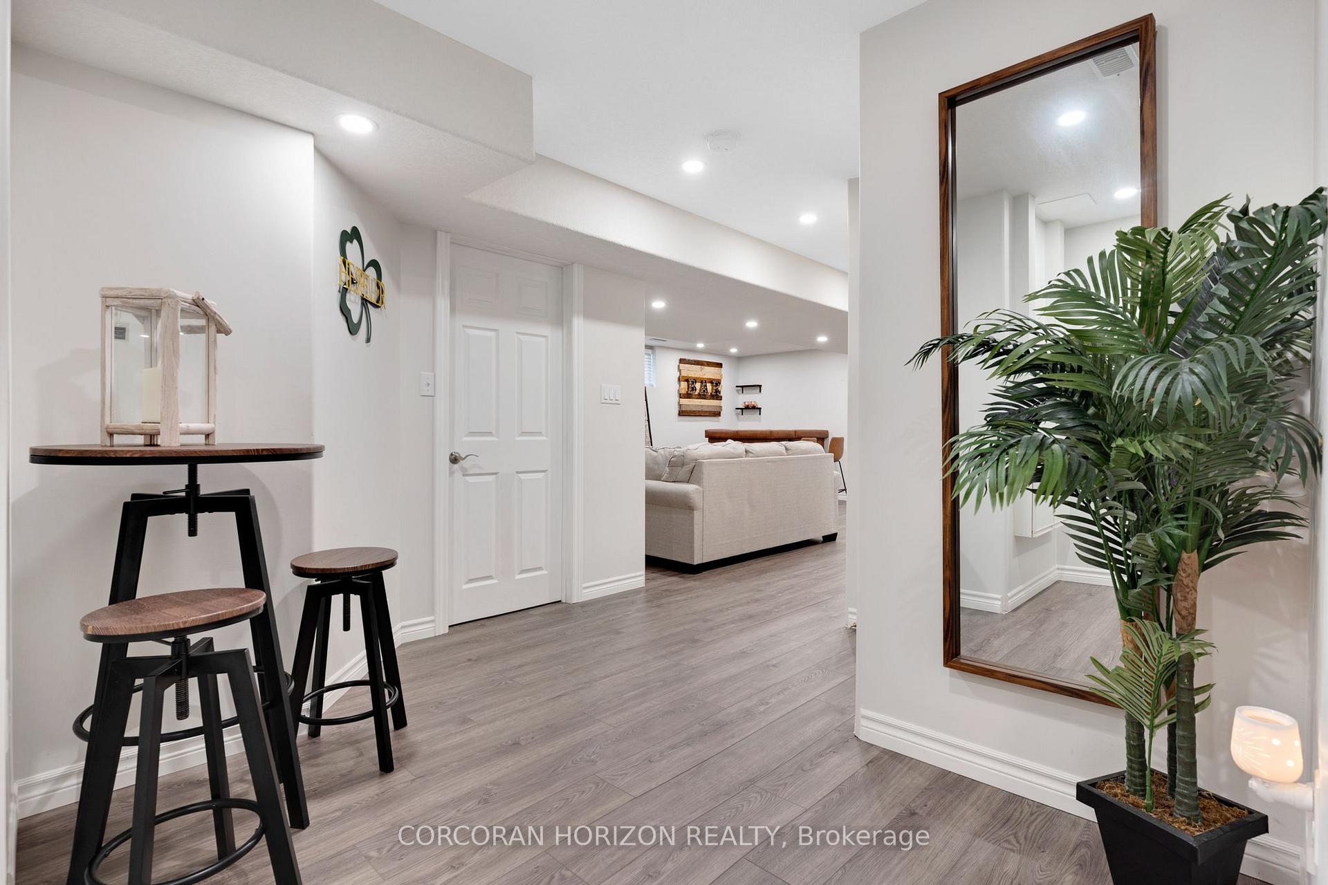 Photo 36 of 135 Broadoaks Drive, Cambridge, Little's Corners — HOMEH