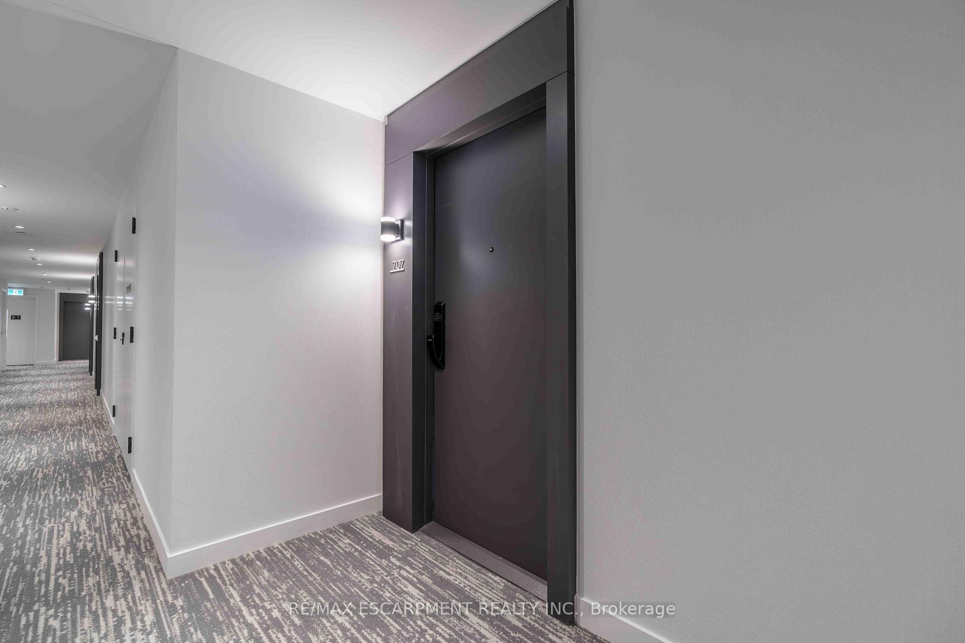 Photo 3 of Unit 707, 2075 Lakeshore Road, Burlington, Brant — HOMEH