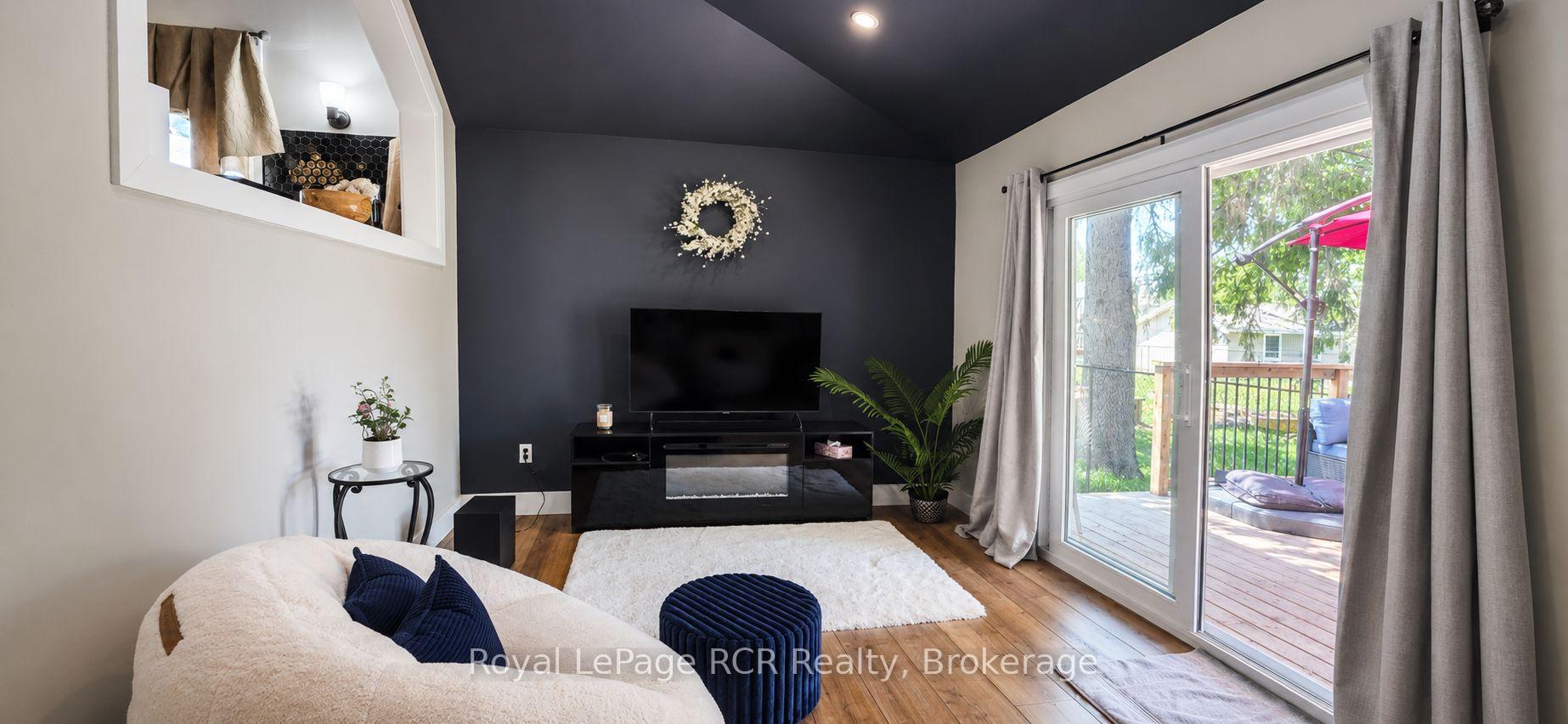 Photo 7 of 526 Alice Street, North Huron, Wingham — HOMEH