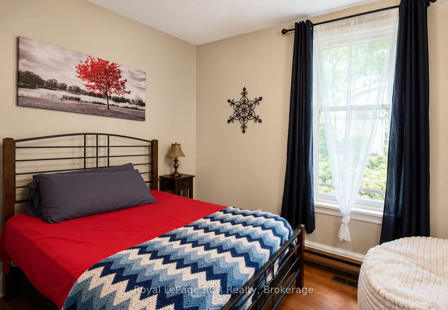 Photo 12 of 526 Alice Street, North Huron, Wingham — HOMEH