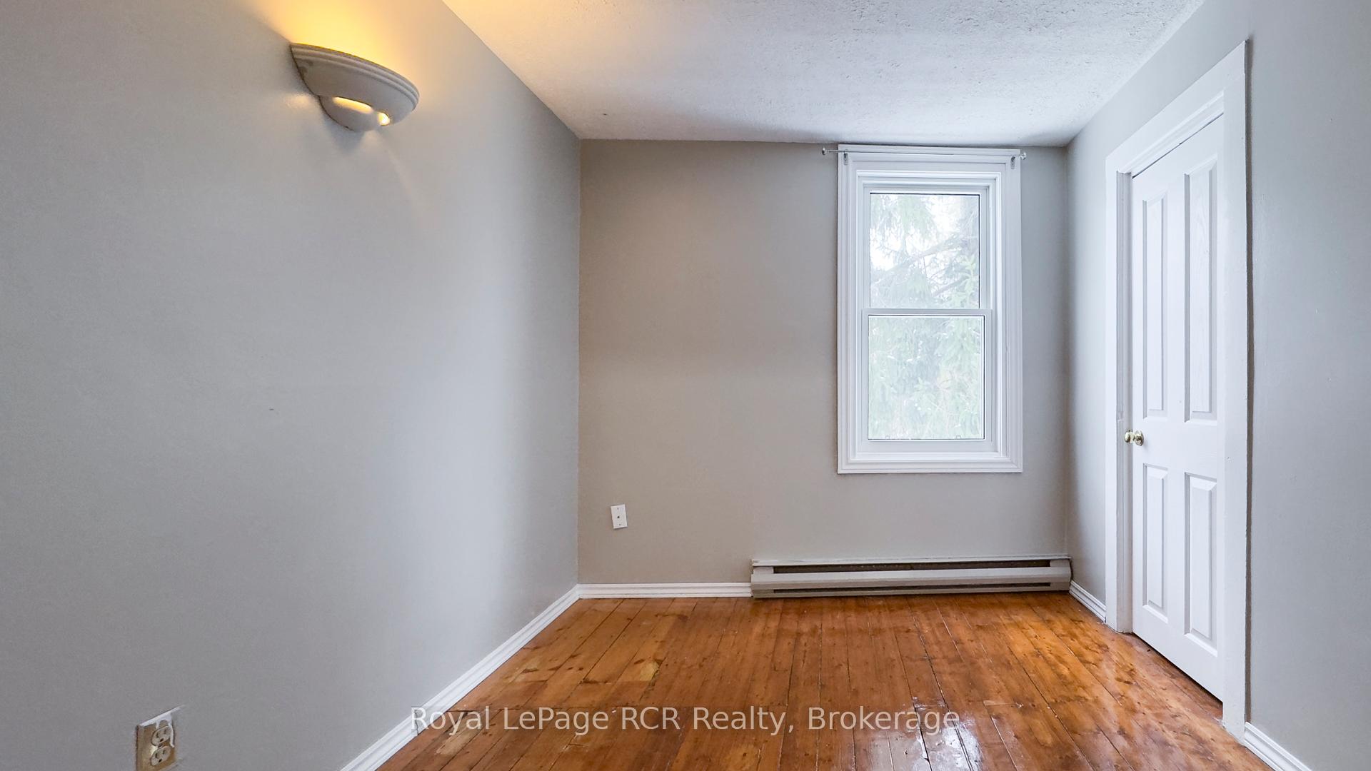Photo 19 of 526 Alice Street, North Huron, Wingham — HOMEH
