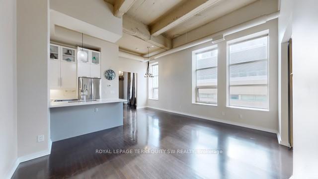 Front of Unit 405, 135 Dalhousie Street