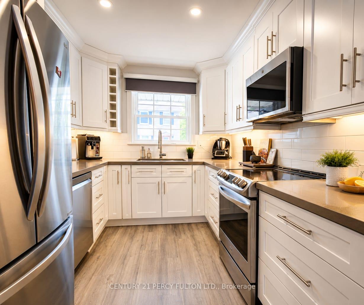 Photo 9 of Unit 22, 580 Eyer Drive, Pickering, West Shore — HOMEH