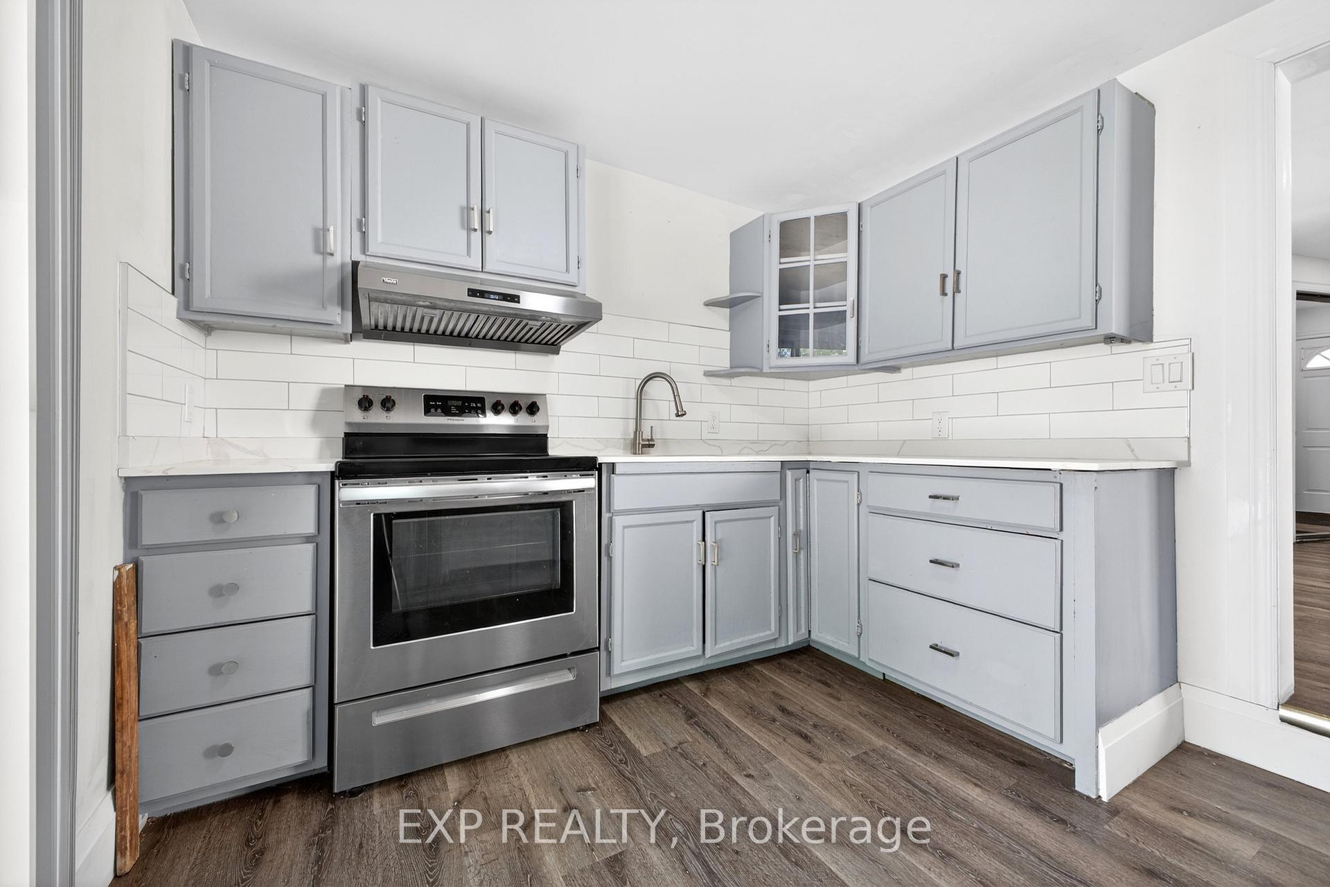 Photo 13 of 6564 Level Avenue, Niagara Falls, Dorchester — HOMEH