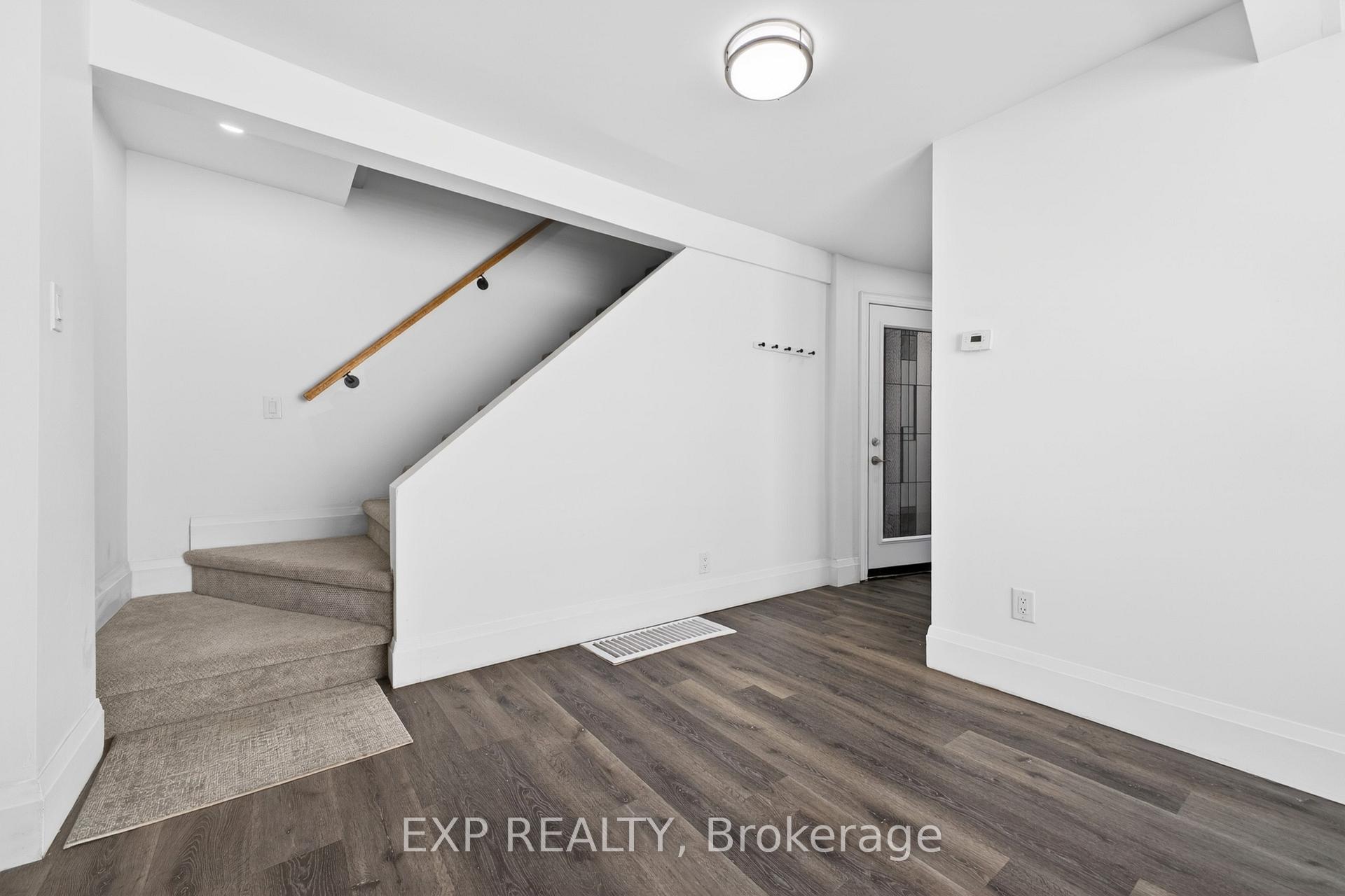 Photo 16 of 6564 Level Avenue, Niagara Falls, Dorchester — HOMEH