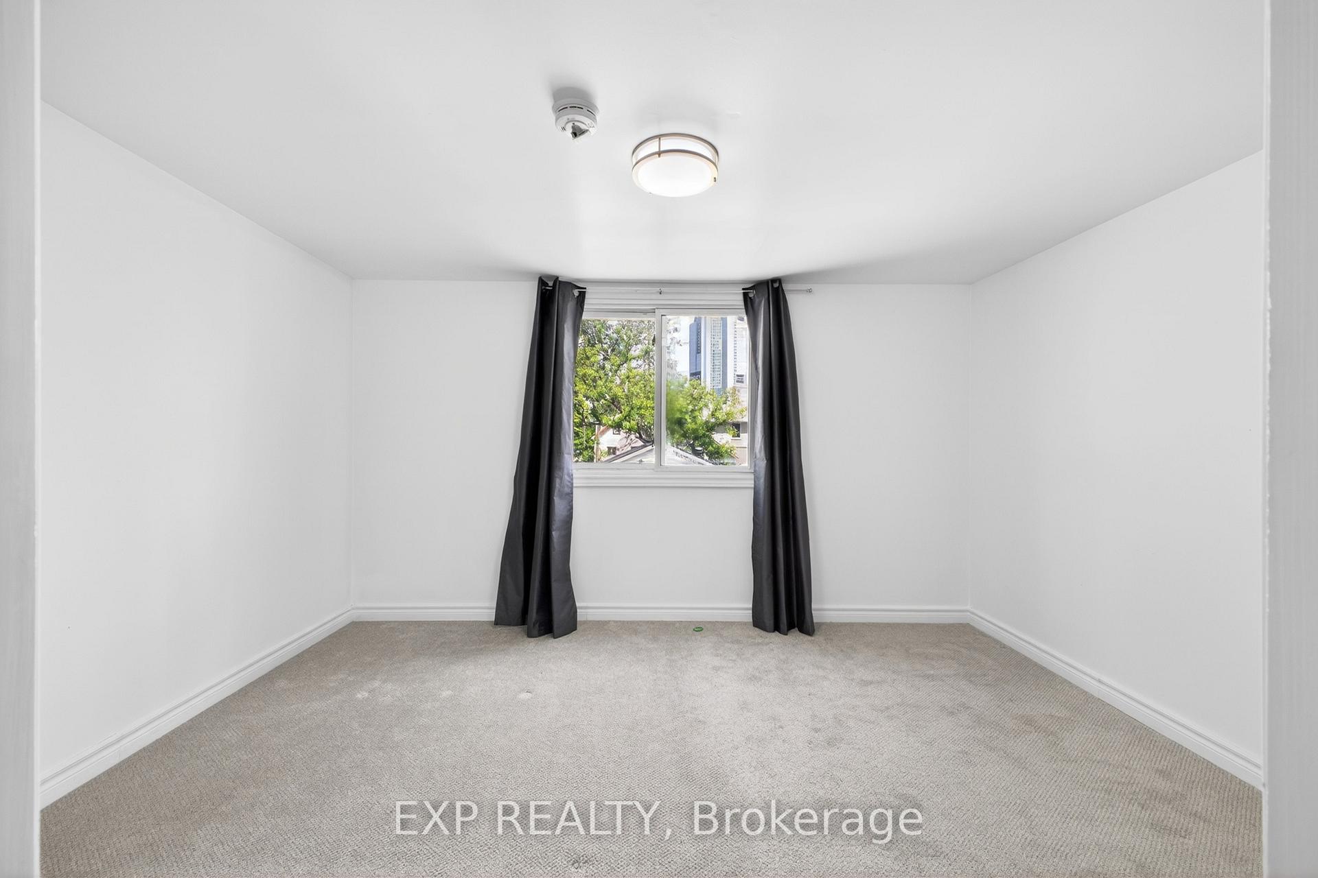 Photo 25 of 6564 Level Avenue, Niagara Falls, Dorchester — HOMEH
