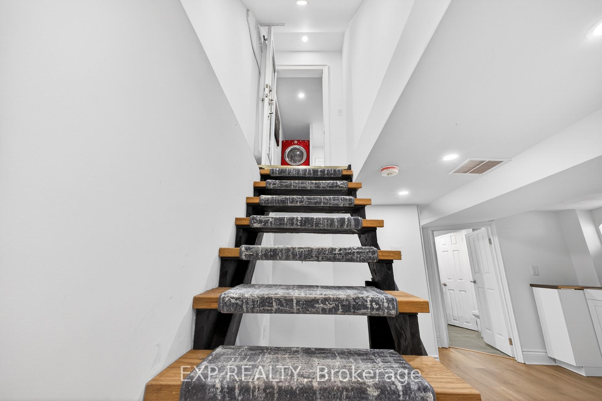 Photo 28 of 6564 Level Avenue, Niagara Falls, Dorchester — HOMEH
